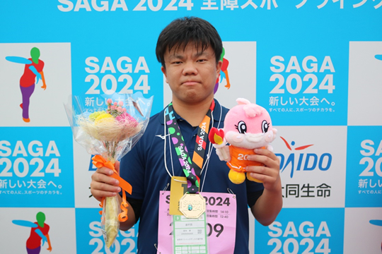 フライングディスク競技のアキュラシー、ディスタンス両種目で金メダルを獲得した田中遼選手